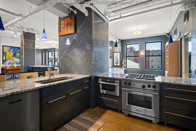 109 Capitol Street 400, Charleston, WV 25301