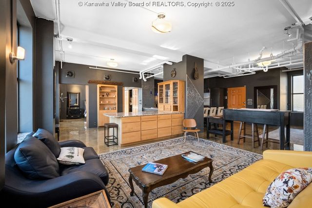 109 Capitol Street 400, Charleston, WV 25301