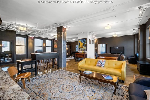 109 Capitol Street 400, Charleston, WV 25301