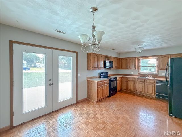 405 Veterans Drive, Waterloo, IL 62298
