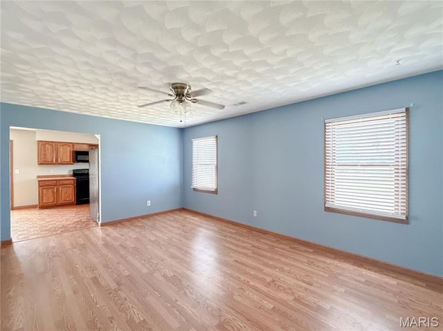 405 Veterans Drive, Waterloo, IL 62298