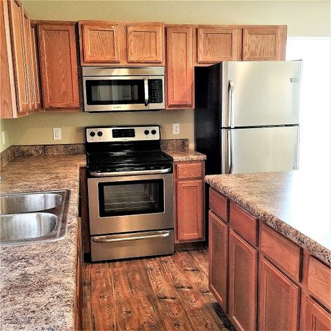 232 S Slopeside Drive, Fayetteville, AR 72704