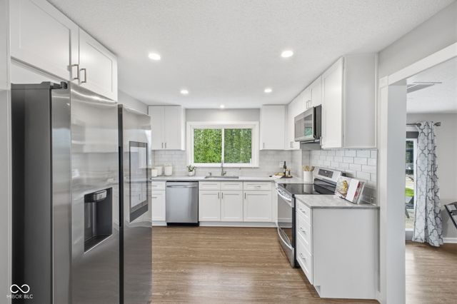 217 West Drive, Fishers, IN 46040