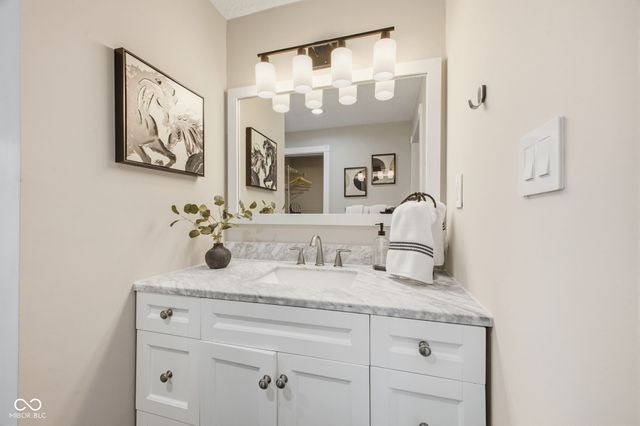 217 West Drive, Fishers, IN 46040