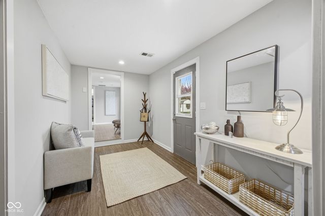 217 West Drive, Fishers, IN 46040