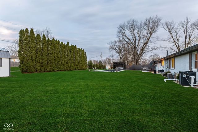 217 West Drive, Fishers, IN 46040