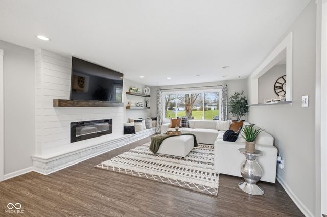 217 West Drive, Fishers, IN 46040