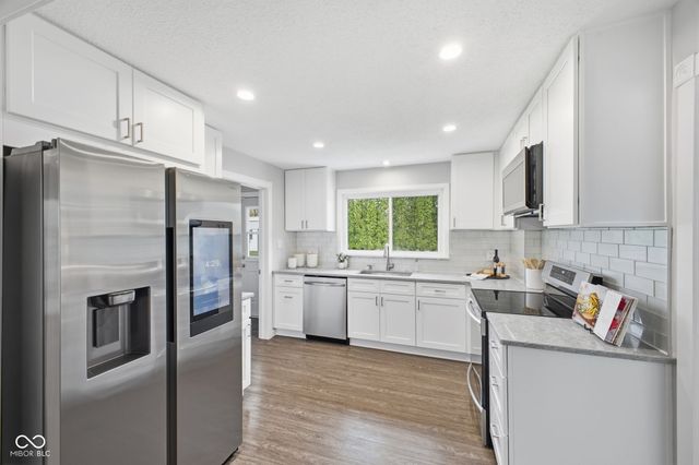 217 West Drive, Fishers, IN 46040