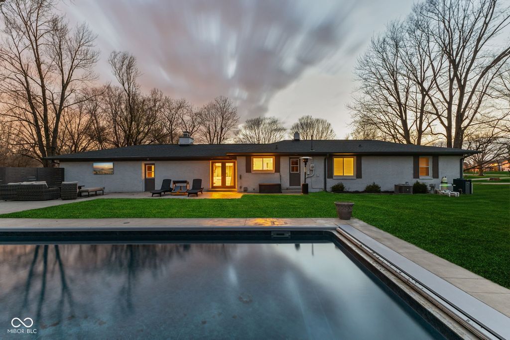 217 West Drive, Fishers, IN 46040