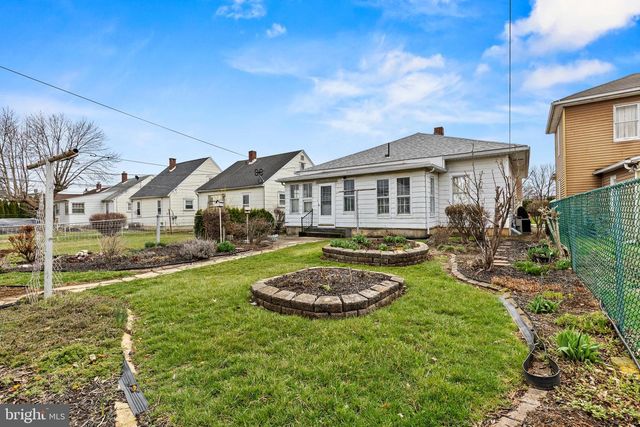 1557 STANTON ST, York, PA 17404