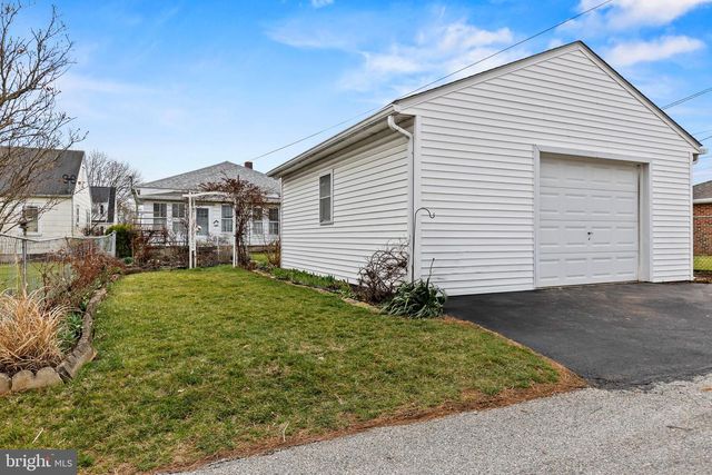 1557 STANTON ST, York, PA 17404