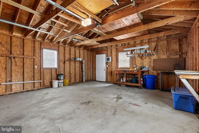 1557 STANTON ST, York, PA 17404