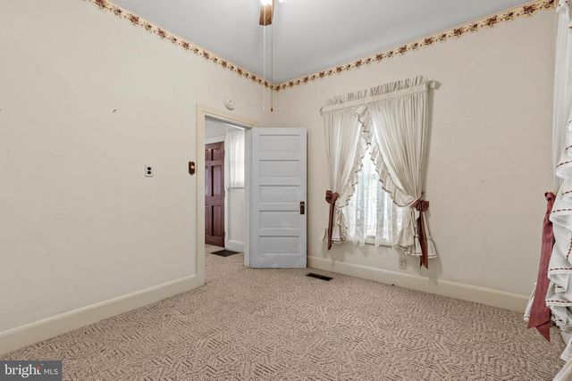 1557 STANTON ST, York, PA 17404