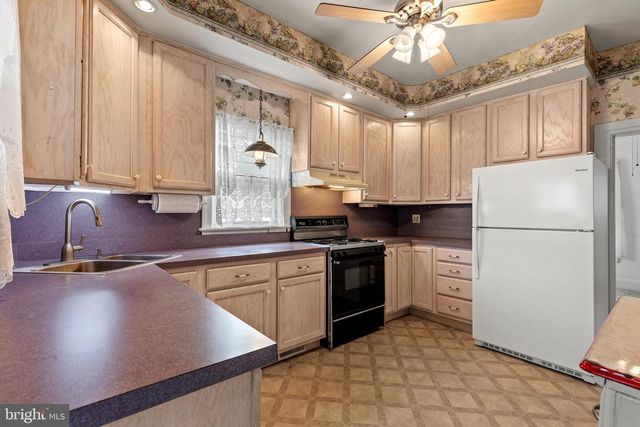 1557 STANTON ST, York, PA 17404