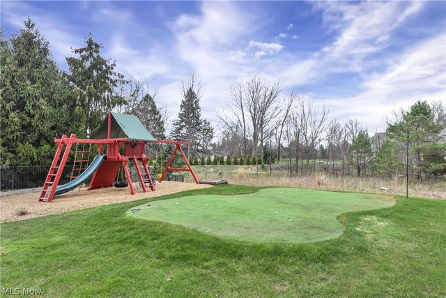 2085 Lands End Lane, Westlake, OH 44145