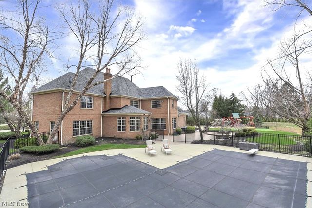 2085 Lands End Lane, Westlake, OH 44145