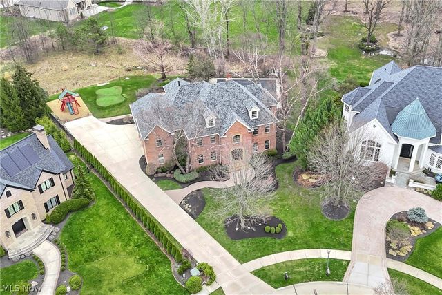 2085 Lands End Lane, Westlake, OH 44145