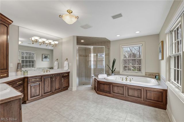 2085 Lands End Lane, Westlake, OH 44145