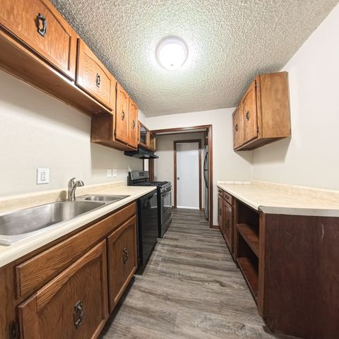 1603 E 22nd Street, Des Moines, IA 50317