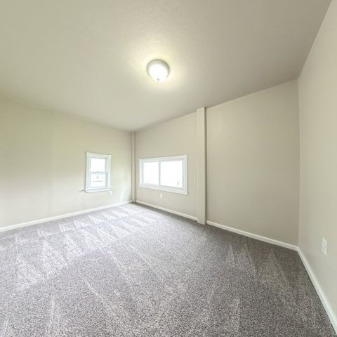 1603 E 22nd Street, Des Moines, IA 50317