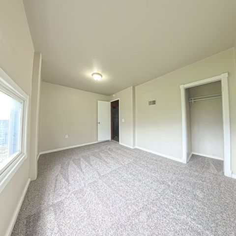 1603 E 22nd Street, Des Moines, IA 50317