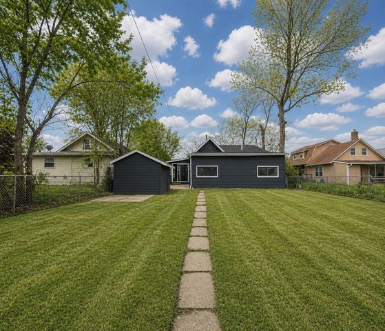 1603 E 22nd Street, Des Moines, IA 50317
