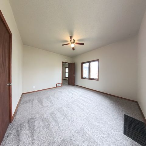 1603 E 22nd Street, Des Moines, IA 50317
