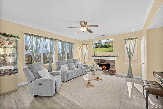 31920 Cedarhill, Lake Elsinore, CA 92532