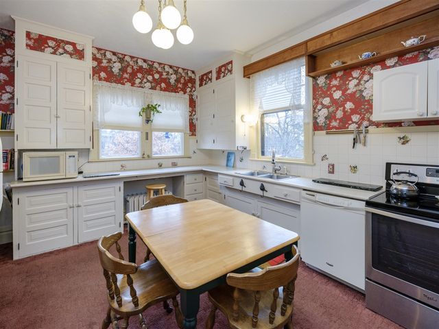 204 Monroe Street, Kalamazoo, MI 49006