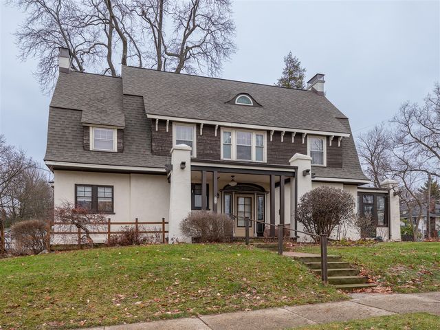 204 Monroe Street, Kalamazoo, MI 49006