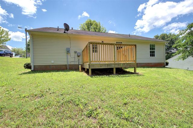 212 Riverbreeze Road, Greenville, SC 29611