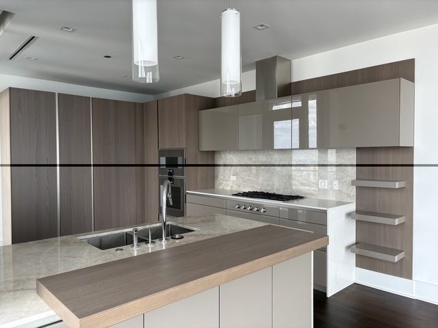 363 E Wacker Drive 5001, Chicago, IL 60601