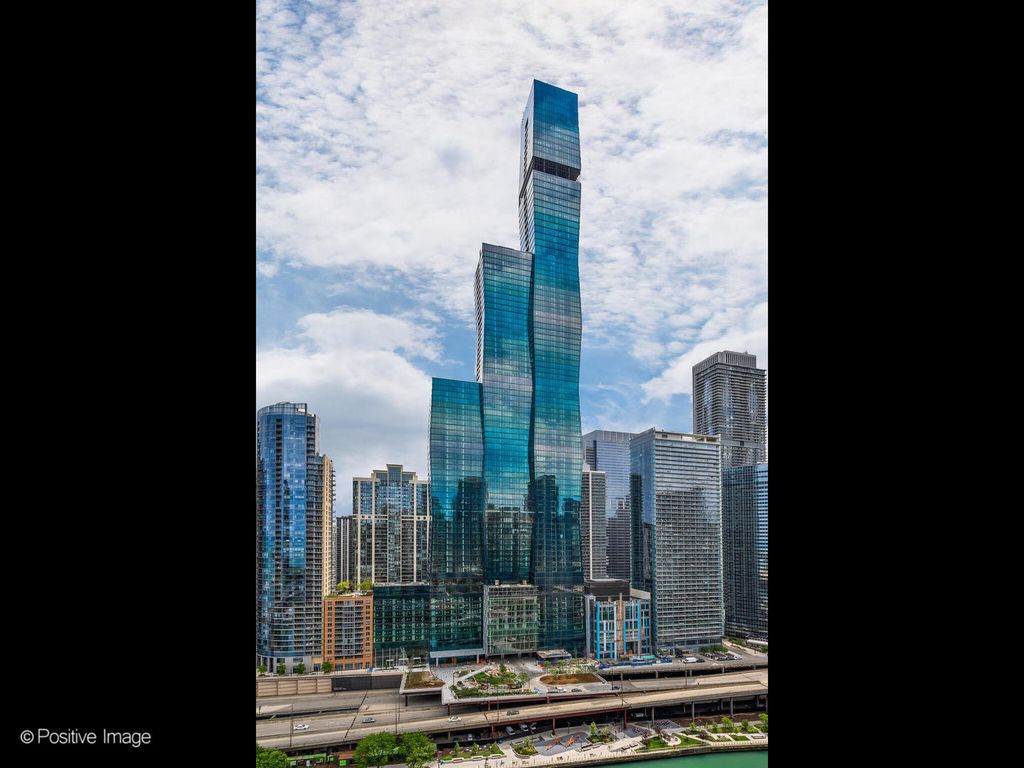 363 E Wacker Drive 5001, Chicago, IL 60601