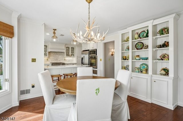 4 Flintlock Rd, Readington Twp., NJ 08822