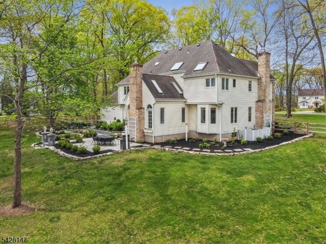 4 Flintlock Rd, Readington Twp., NJ 08822