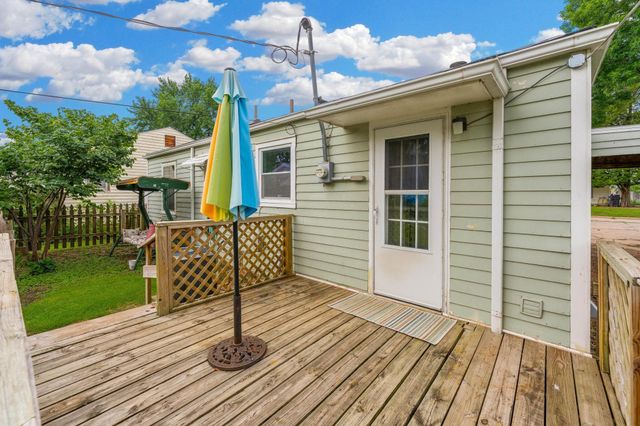 1014 S Edwards Ave, Wichita, KS 67213
