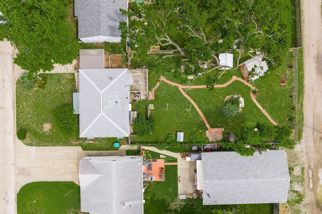 1014 S Edwards Ave, Wichita, KS 67213