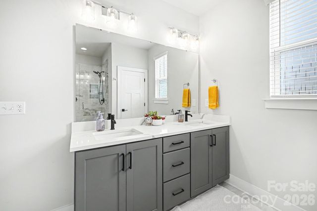 2032 Bryant Park Drive, Charlotte, NC 28208