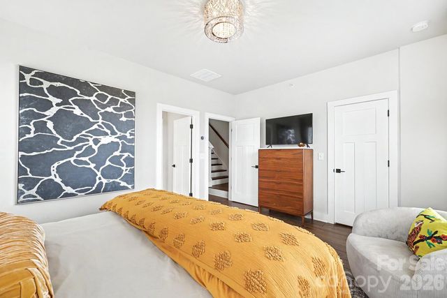 2032 Bryant Park Drive, Charlotte, NC 28208