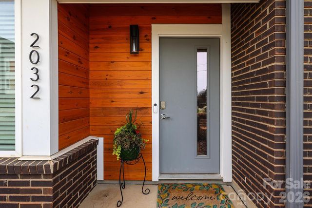 2032 Bryant Park Drive, Charlotte, NC 28208