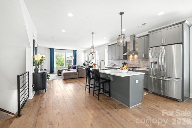 2032 Bryant Park Drive, Charlotte, NC 28208