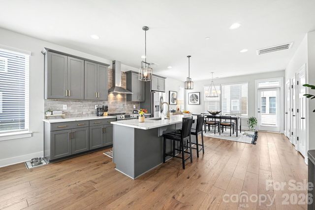 2032 Bryant Park Drive, Charlotte, NC 28208