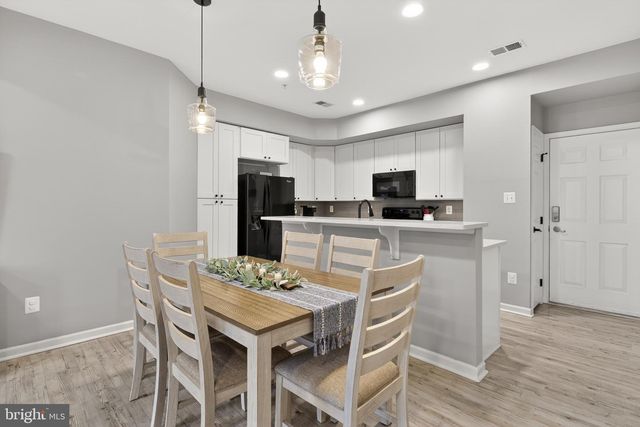 25335 CURIOSITY SQ, Aldie, VA 20105