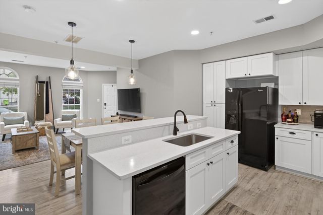 25335 CURIOSITY SQ, Aldie, VA 20105