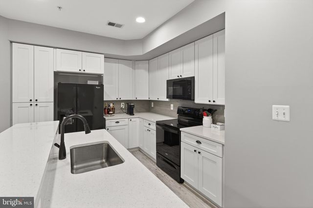 25335 CURIOSITY SQ, Aldie, VA 20105