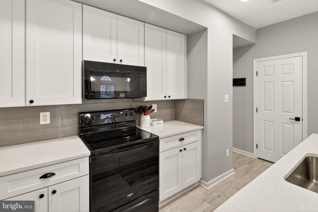 25335 CURIOSITY SQ, Aldie, VA 20105