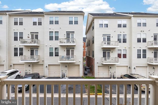 25335 CURIOSITY SQ, Aldie, VA 20105