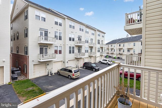 25335 CURIOSITY SQ, Aldie, VA 20105