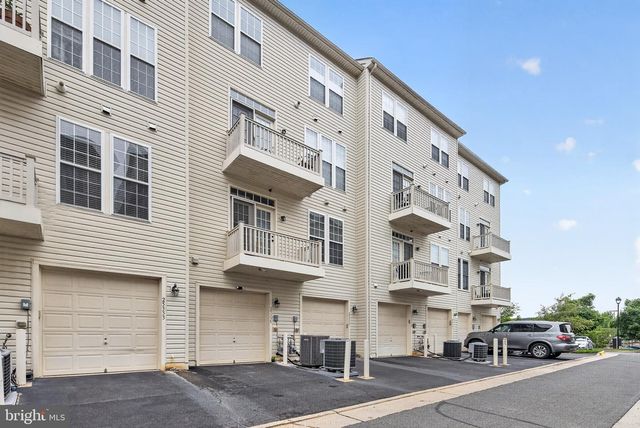 25335 CURIOSITY SQ, Aldie, VA 20105