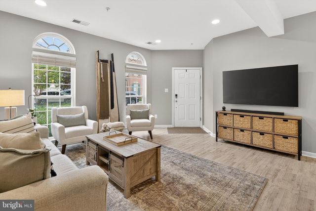 25335 CURIOSITY SQ, Aldie, VA 20105